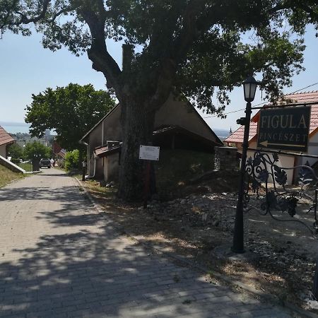 Figula Vendeghaz Hotell Balatonfüred Exteriör bild