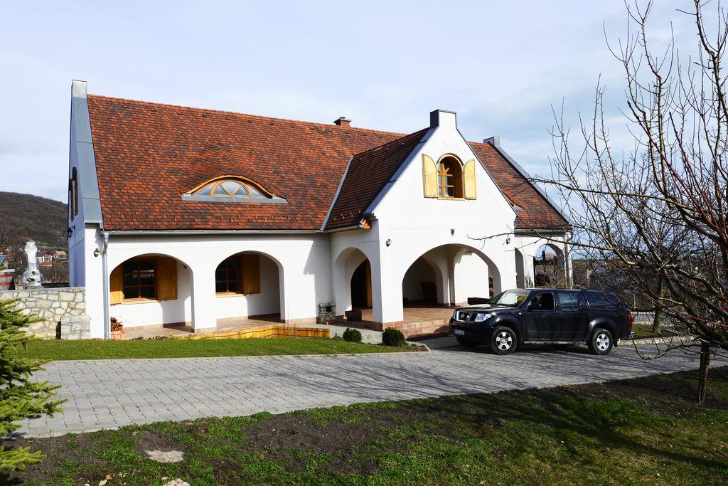 Figula Vendeghaz Hotell Balatonfüred Exteriör bild