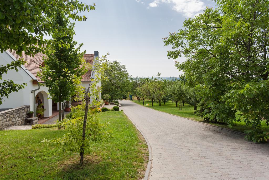Figula Vendeghaz Hotell Balatonfüred Exteriör bild